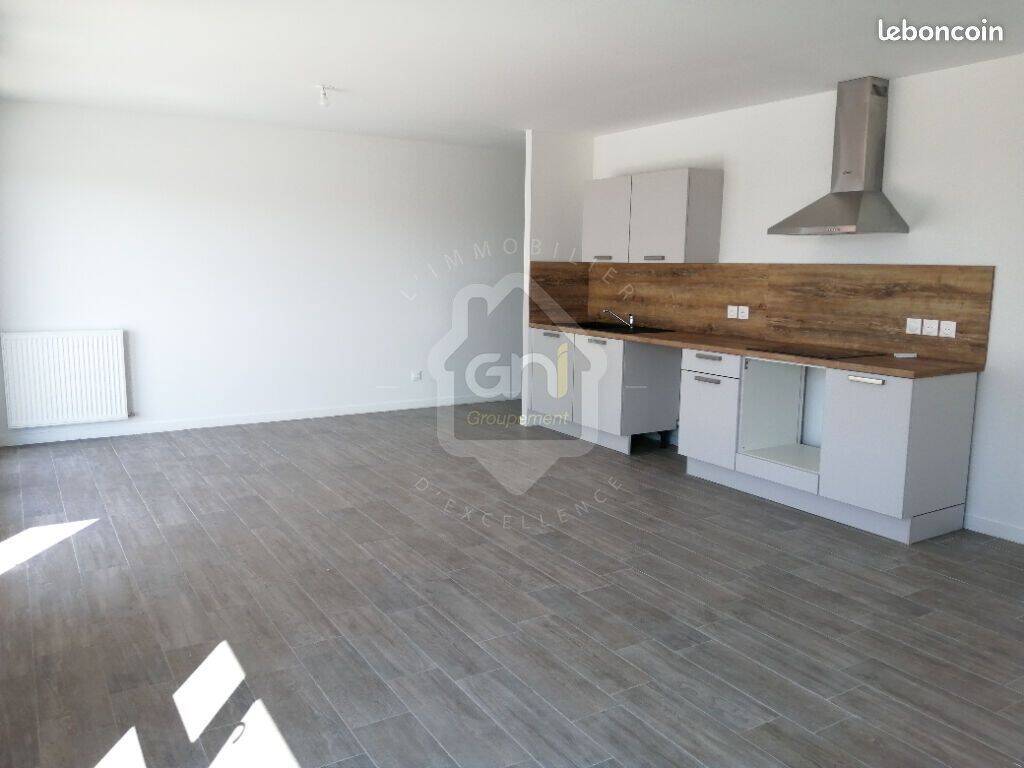 Appartement 3 pièces 76 m² · à Monteux · 75,5 m² · 860 €/mois