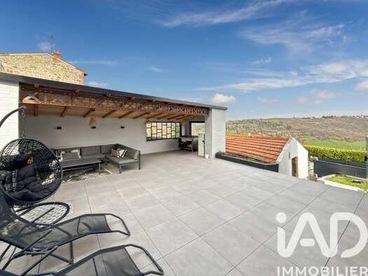 Maison à vendre 289 000 € 4 pièces 3 chambres 90 m² 348 m² de terrain Peripherie Saint-Genest-Lerpt 42530