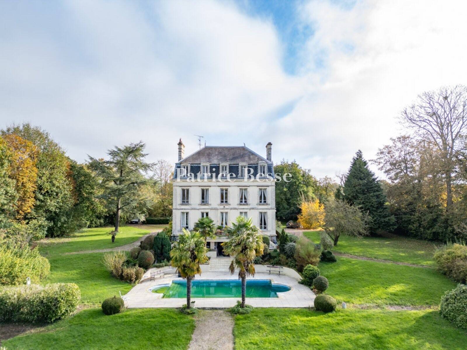 Maison 11 pièces 400 m² · à Saint-Pierre-en-Auge · 400 m² · 760 000 €