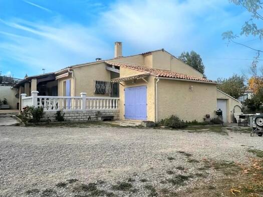 Maison de plain-pied à vendre 370 000 € 5 pièces 4 chambres 85 m² 2 480 m² de terrain Saint-Michel-l'Observatoire 04870