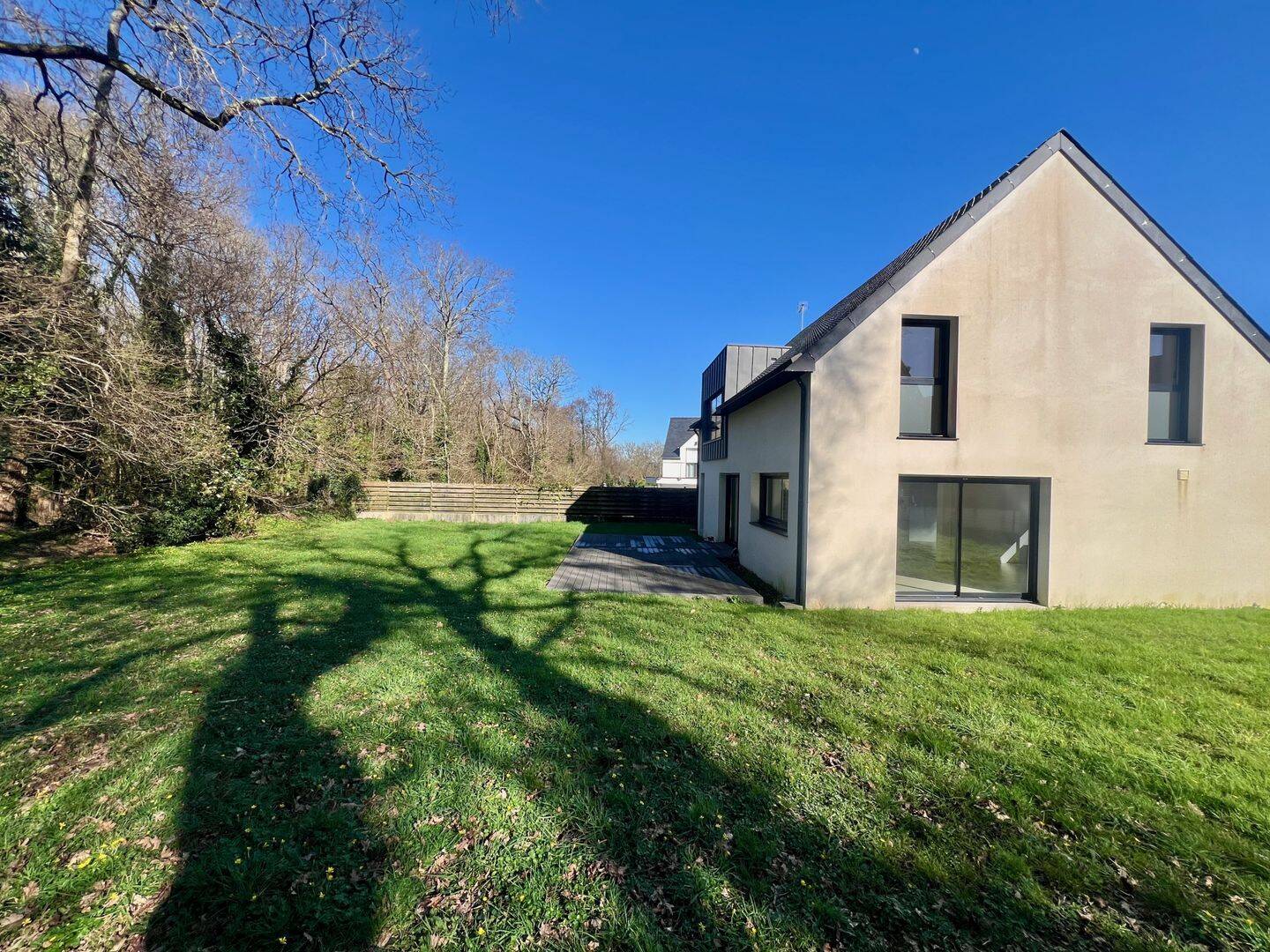 Maison 4 pièces 151 m² · à Larmor-Plage · 151 m² · 641 700 €