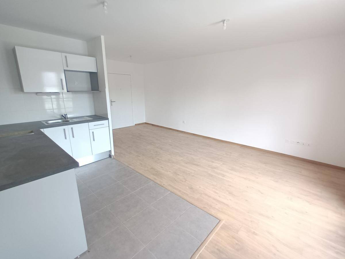 Appartement 2 pièces 44 m² · à Senlis · 44 m² · 812 €
