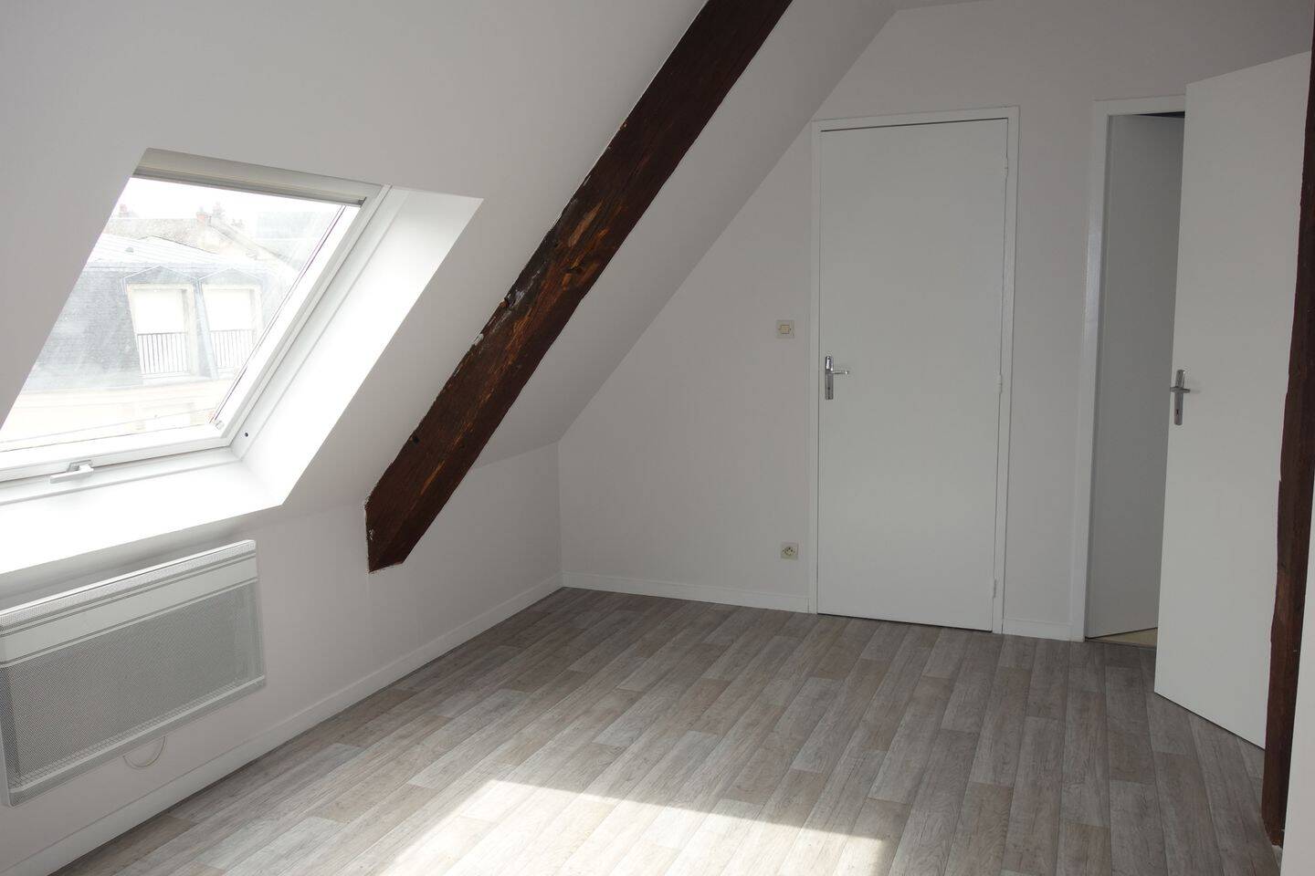 Appartement 1 pièce 22 m² · à Orléans · 21,6 m² · 417 €