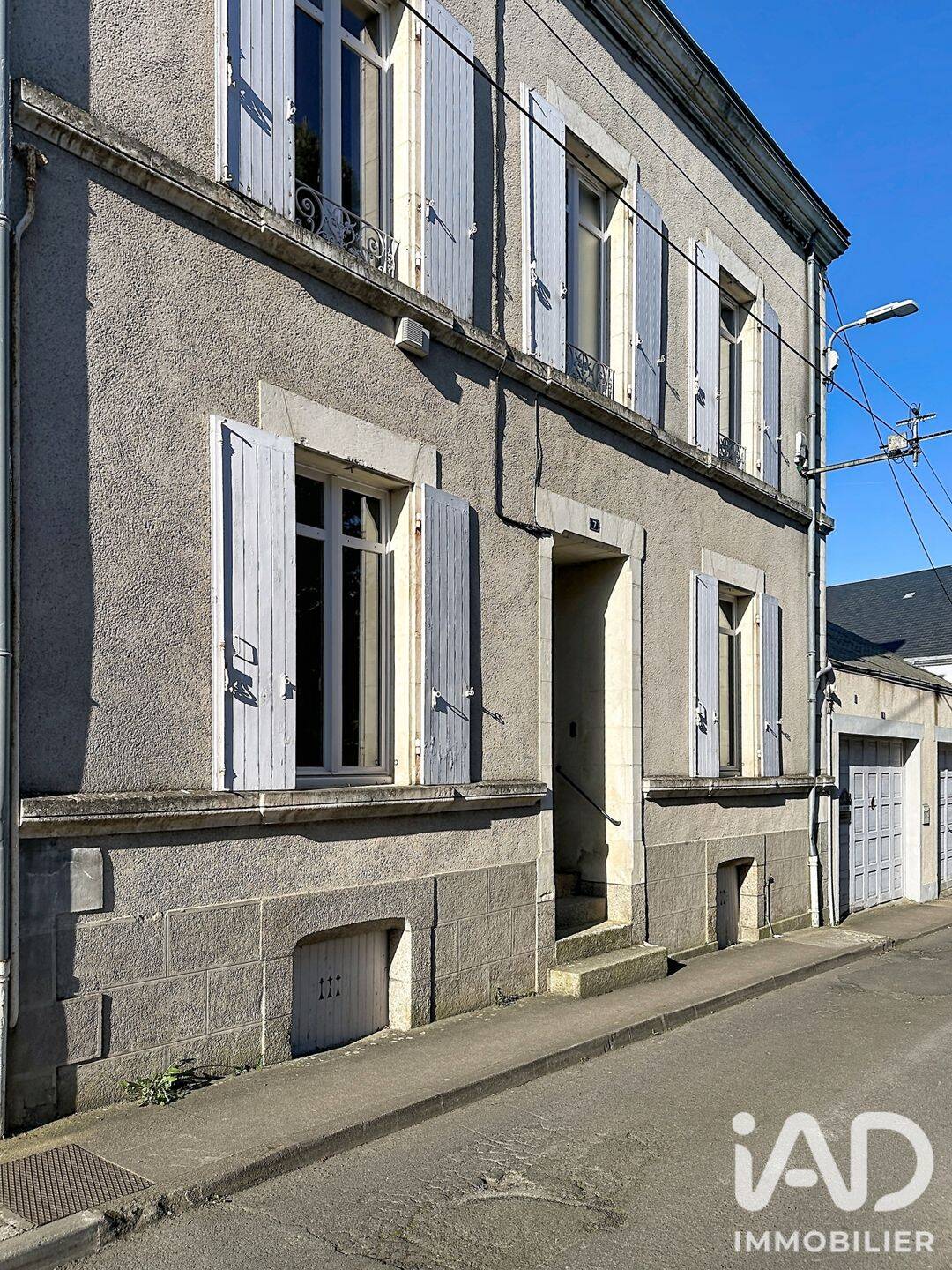 Maison 5 pièces 230 m² · à Parthenay · 230 m² · 235 000 €