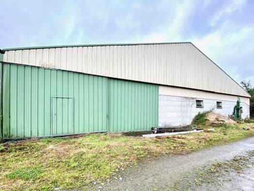 Autres à vendre 115 500 € 700 m² Goudelin 22290