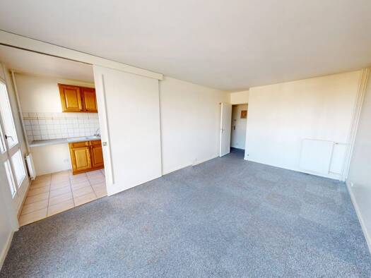 Appartement à vendre 133 000 € 1 pièce 36 m² Étage 5/8 Cergy 95000