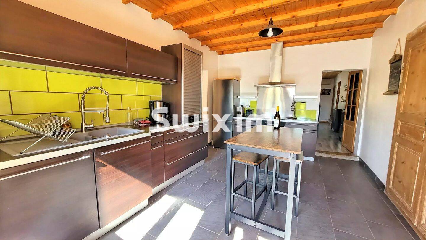 Maison 7 pièces 148 m² · à Arinthod · 148,2 m² · 294 000 €