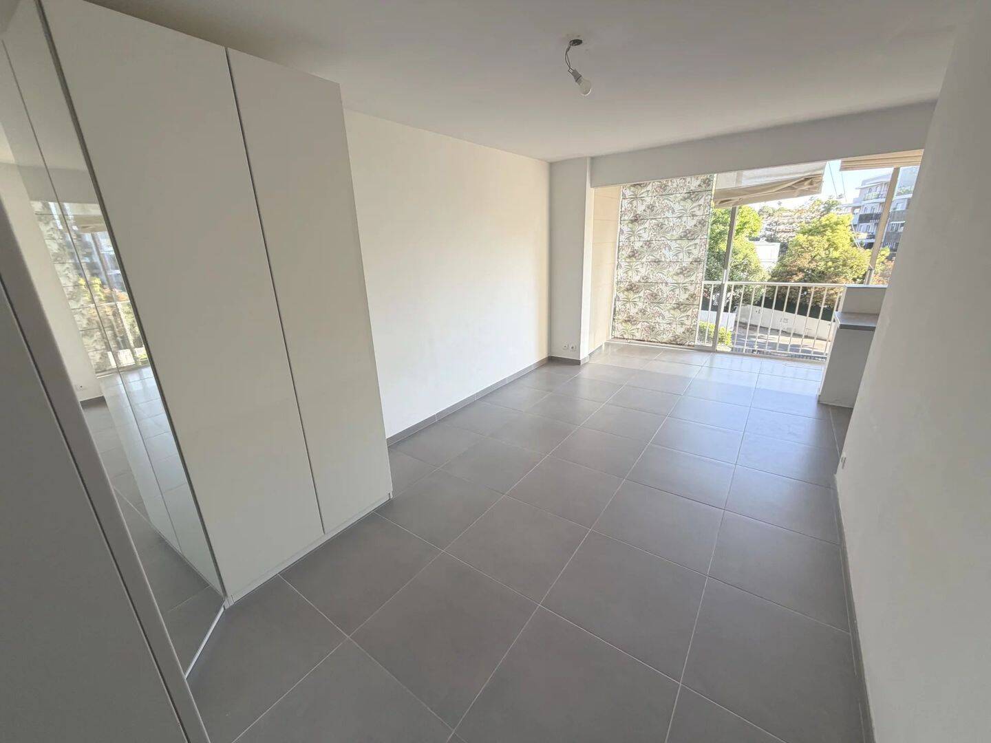 Appartement 1 pièce 32 m² · à Antibes · 31,8 m² · 157 500 €