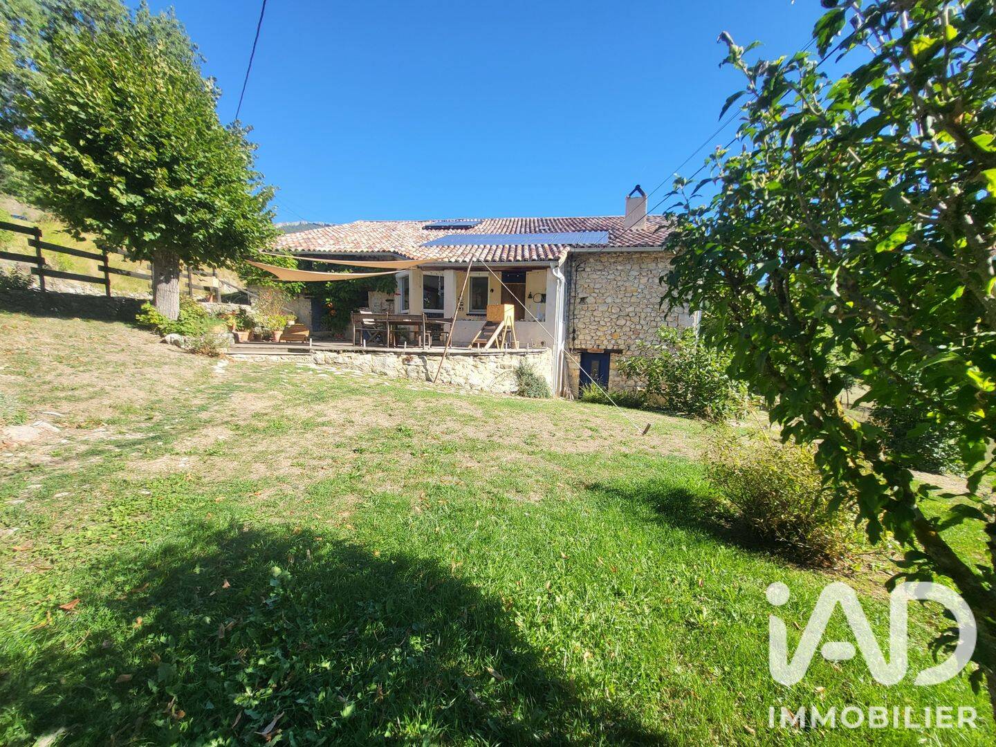 Maison 9 pièces 324 m² · à Rottier · 324 m² · 550 000 €