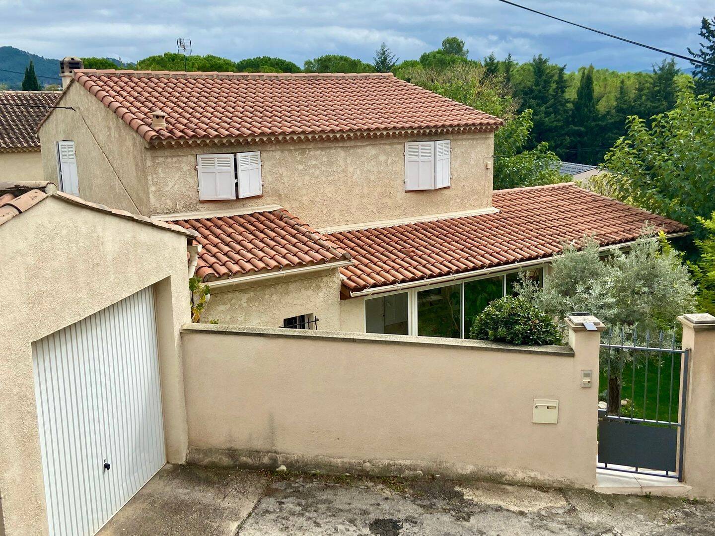 Maison 6 pièces 130 m² · à Plan-de-Cuques · 130 m² · 500 000 €
