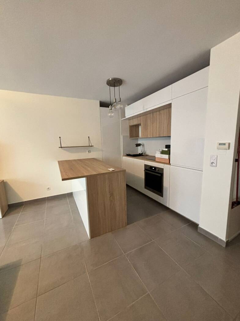 Appartement à louer 1 300 € 3 pièces 2 chambres 59 m² 2ème étage Les Trembleaux Sartrouville 78500