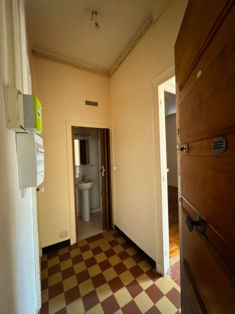Appartement 1 pièce 29 m² · à Lyon 3ème Arrondissement · 29 m² · 576 €