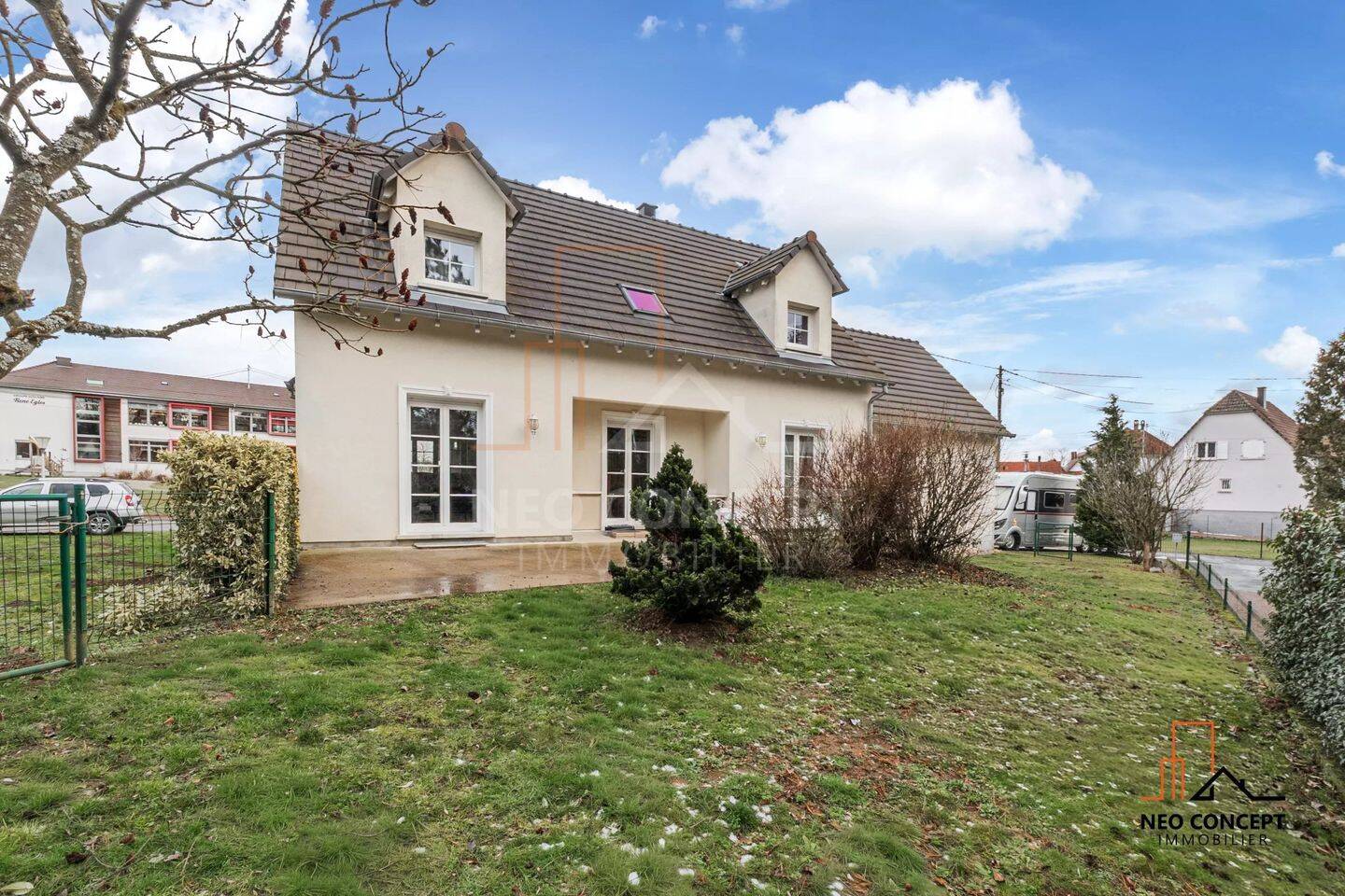 Maison 5 pièces 245 m² · à Gumbrechtshoffen · 244,9 m² · 414 000 €
