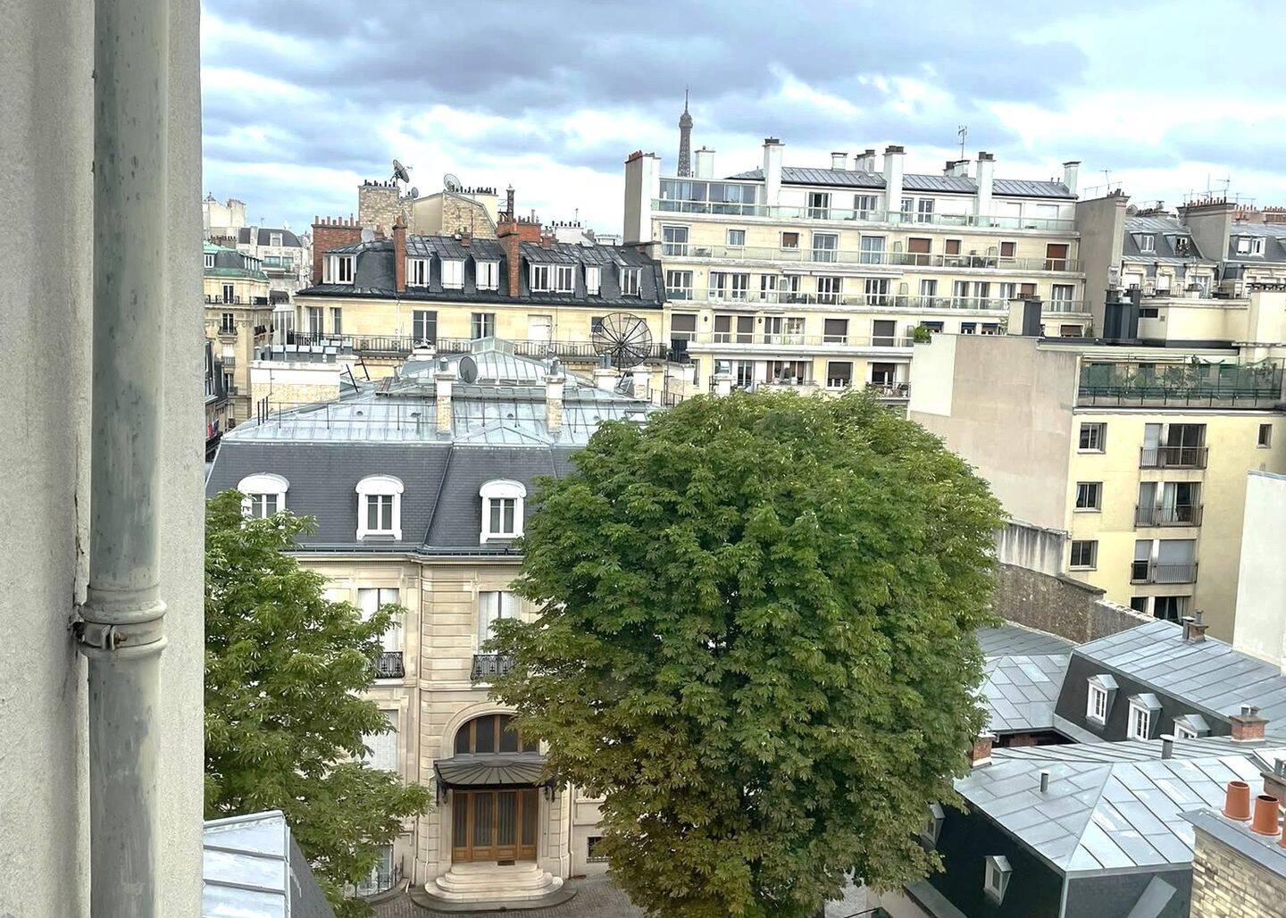 Appartement 4 pièces 90 m² · à Paris 16ème Arrondissement · 90 m² · 4 100 €