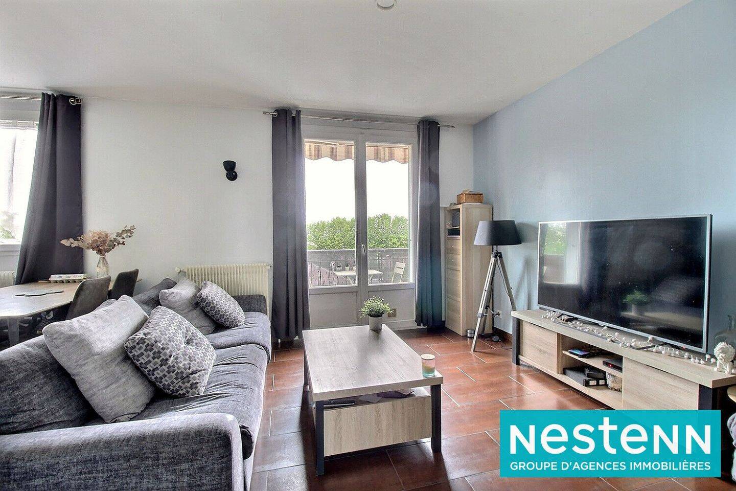 Appartement 3 pièces 56 m² · à Décines-Charpieu · 55,7 m² · 180 000 €