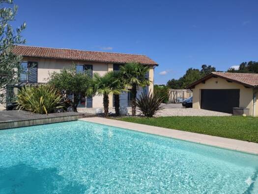 Ferme à vendre 700 000 € 6 pièces 5 chambres 223,7 m² 1 204 m² de terrain Mionnay 01390