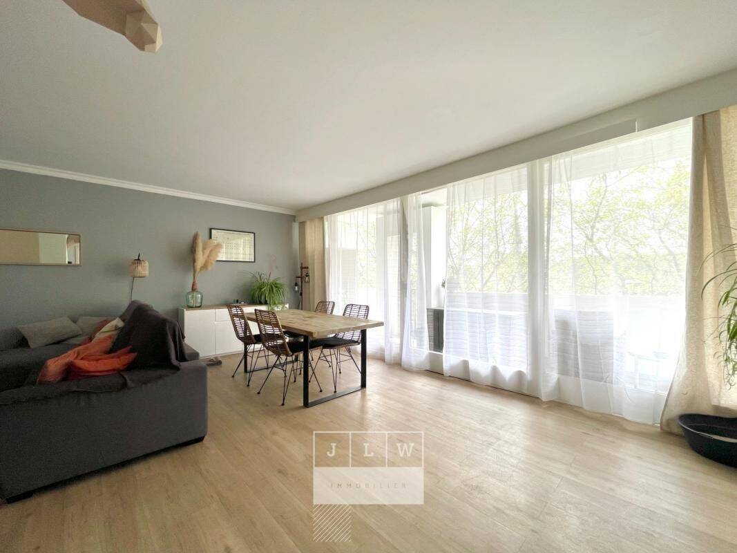 Appartement 4 pièces 93 m² · à Lille · 93 m² · 374 000 €