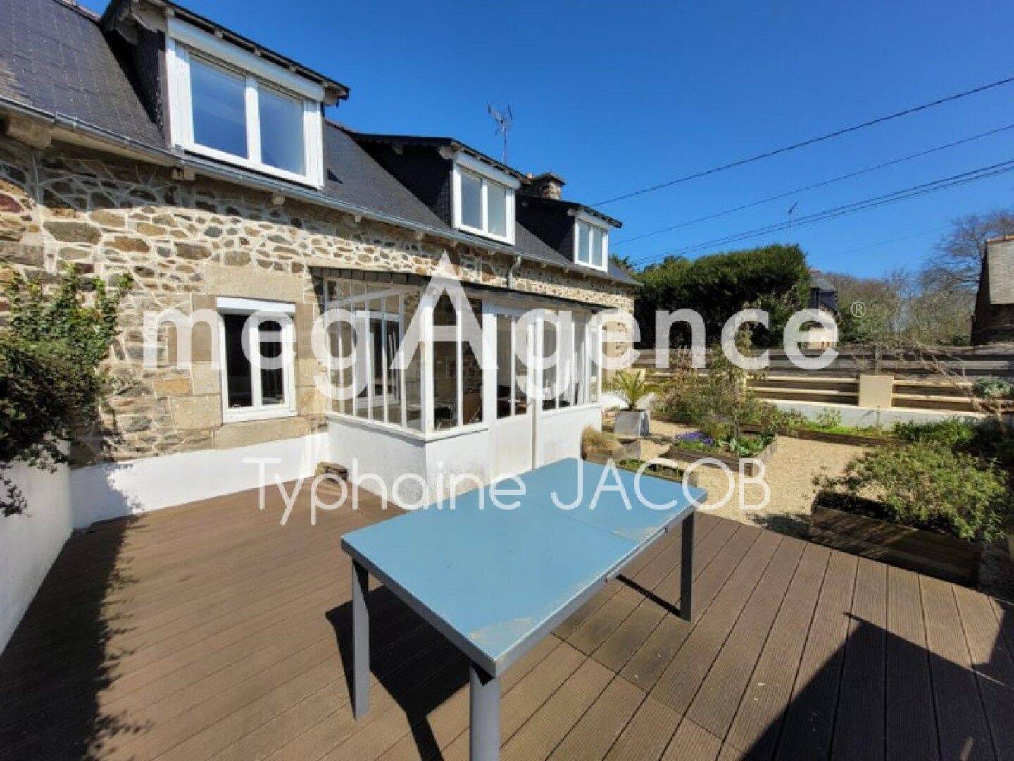 Maison 4 pièces 95 m² · à Pléguien · 95 m² · 239 500 €
