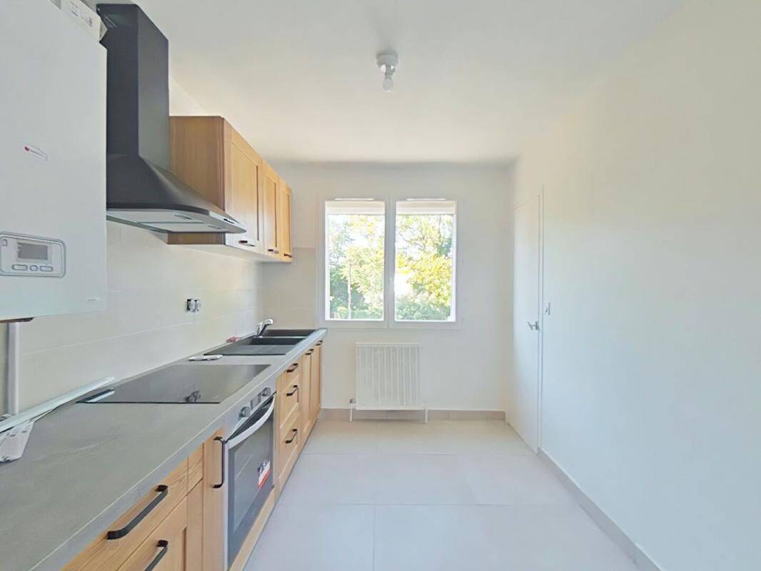 Appartement 3 pièces 67 m² · à Romans-sur-Isère · 66,5 m² · 650 €