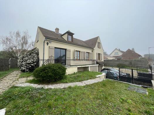 Maison à vendre 369 900 € 5 pièces 3 chambres 150 m² 752 m² de terrain Boran-sur-Oise 60820