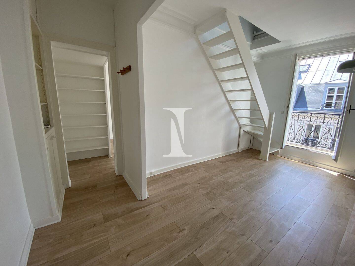 Appartement 3 pièces 51 m² · à Paris 6ème Arrondissement · 50,9 m² · 1 800 €/mois