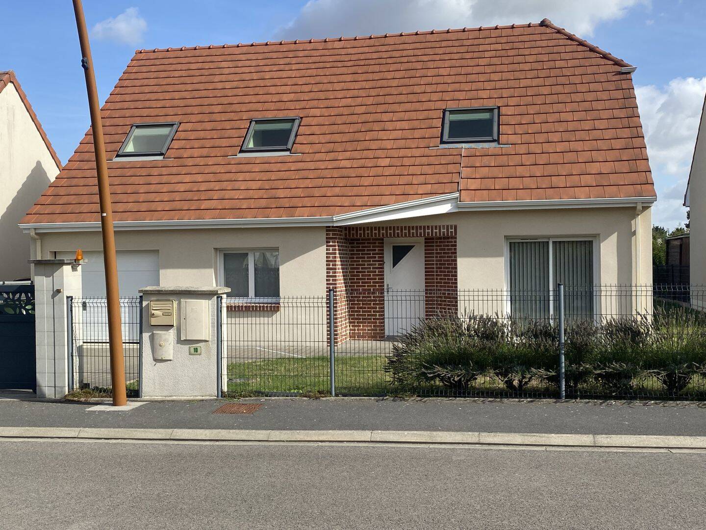 Maison 5 pièces 129 m² · à Glisy · 128,6 m² · 1 350 €/mois