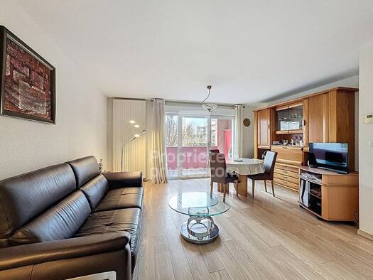 Appartement à vendre 139 000 € 2 pièces 1 chambre 56,2 m² Étage 1/3 Est Kingersheim 68260