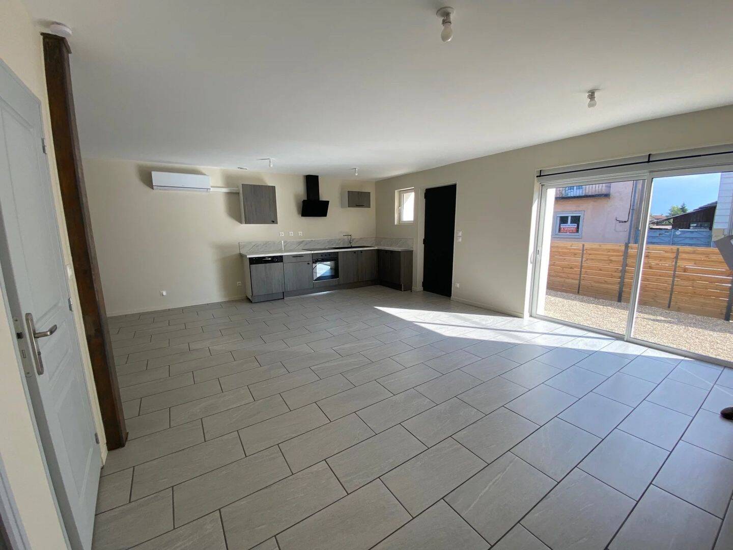 Appartement 3 pièces 80 m² · à Montceau-les-Mines · 80 m² · 600 €