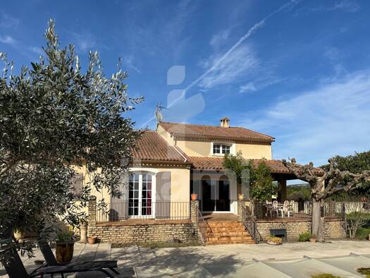 Maison à vendre 499 000 € 4 pièces 3 chambres 140 m² 2 497 m² de terrain Tresques 30330