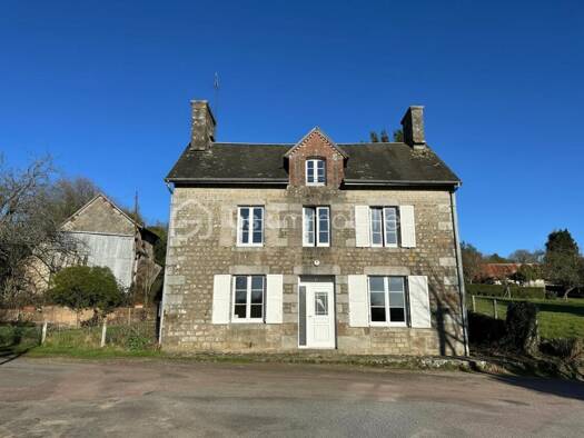 Maison à vendre 76 000 € 5 pièces 3 chambres 96 m² 1 130 m² de terrain Bellefontaine 50520