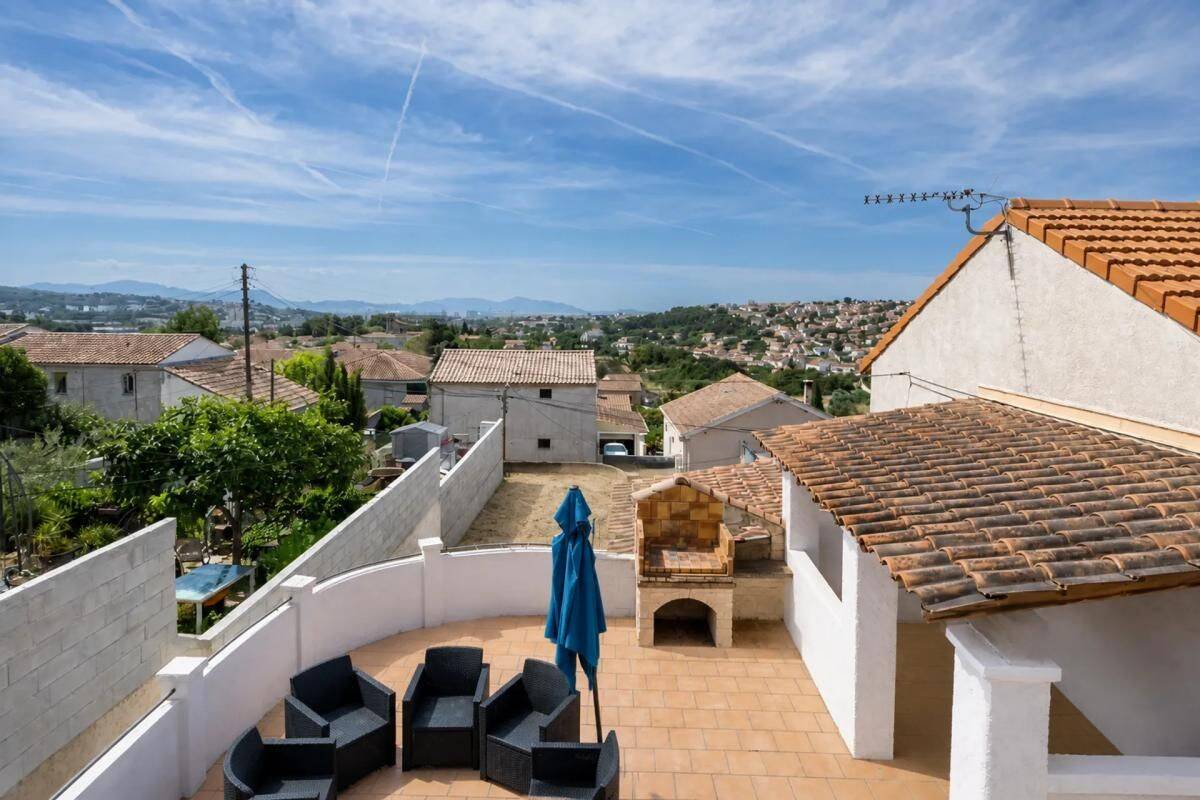 Maison 3 pièces 93 m² · à Marseille 15ème Arrondissement · 93 m² · 349 000 €