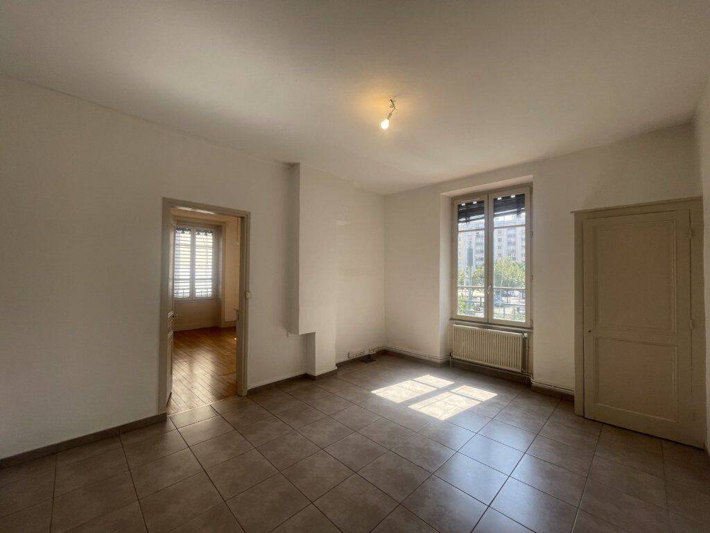 Appartement 3 pièces 70 m² · à Villeurbanne · 70 m² · 847 €/mois