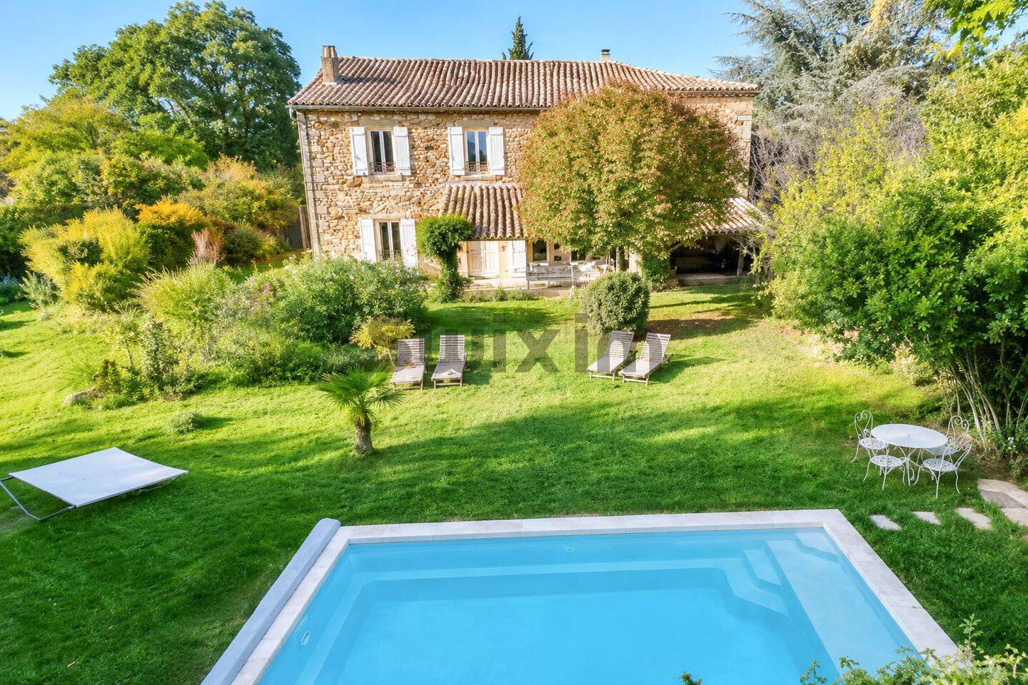 Maison 8 pièces 212 m² · à Uzès · 212 m² · 840 000 €