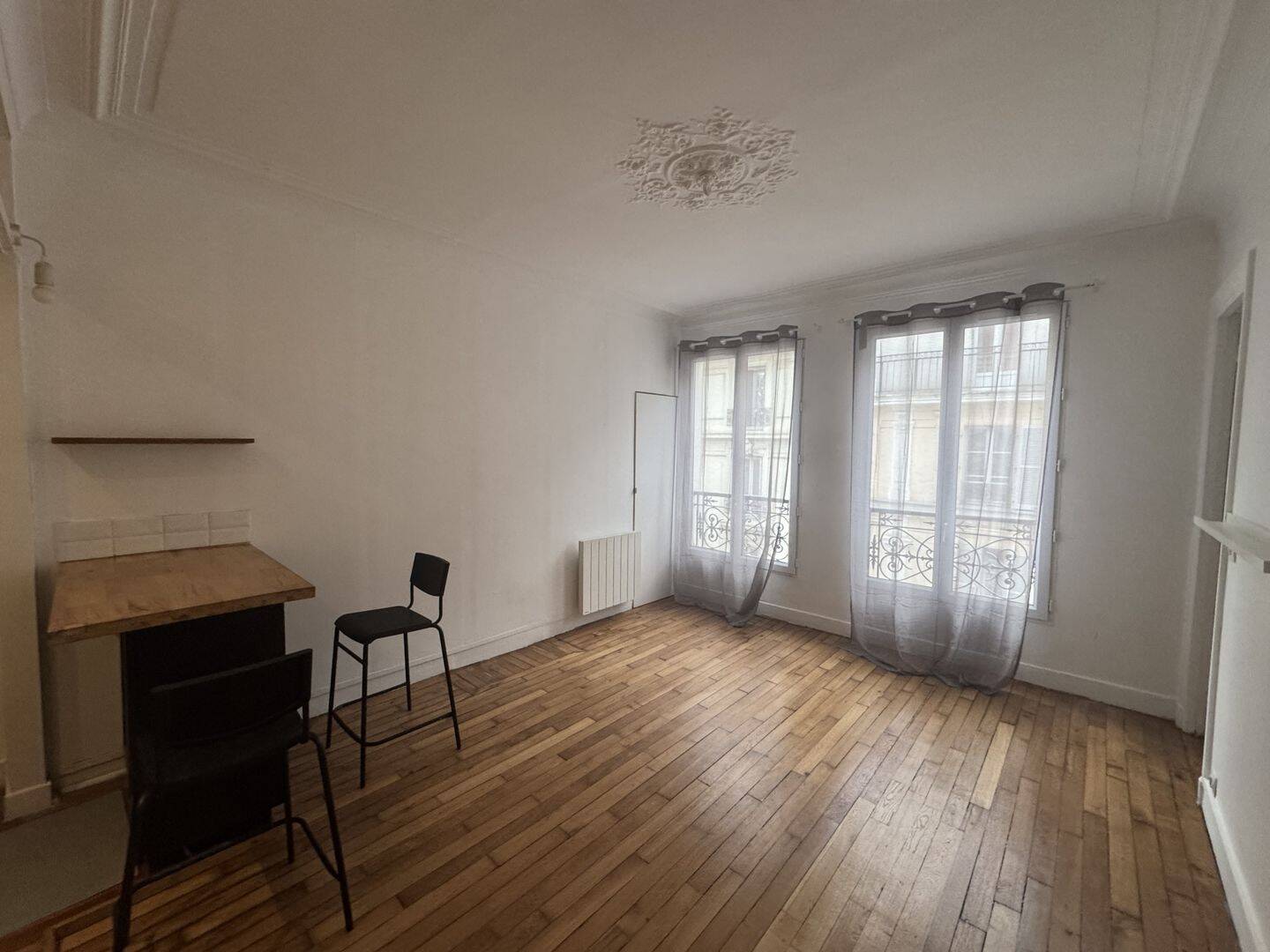 Appartement 2 pièces 36 m² · à Paris 18ème Arrondissement · 35,5 m² · 1 150 €