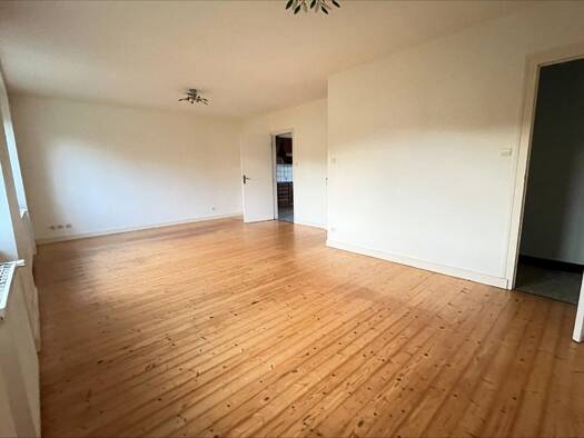 Maison à vendre 180 500 € 5 pièces 90 m² 710 m² de terrain Sizun 29450