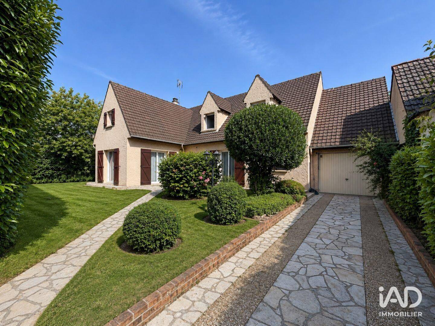 Maison 6 pièces 180 m² · à Ozoir-la-Ferrière · 180 m² · 495 000 €
