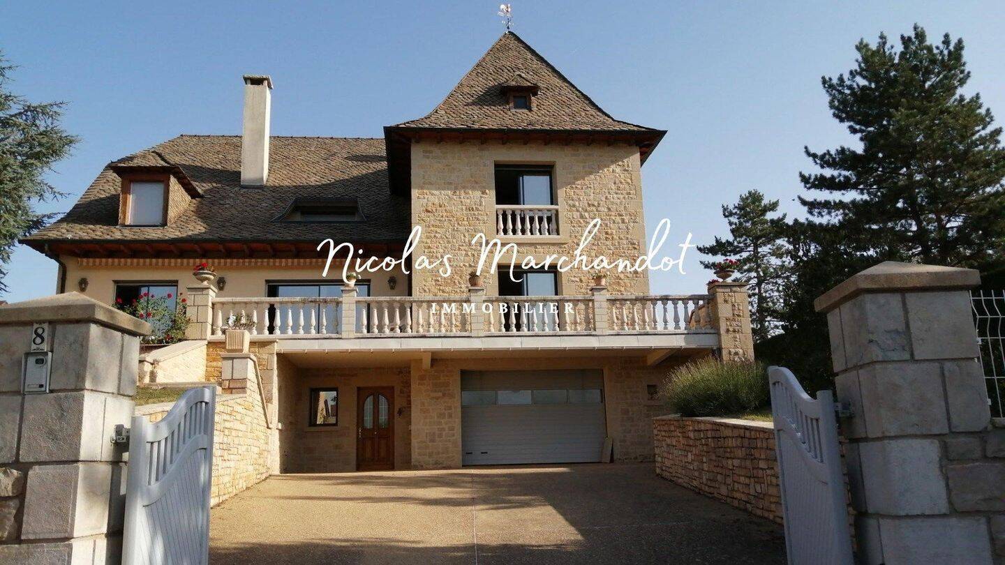 Maison 8 pièces 285 m² · à Rodez · 285 m² · 595 000 €