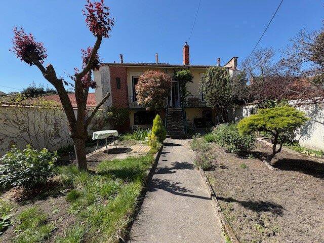 Maison 2 pièces 54 m² · à Roanne · 54,3 m² · 119 000 €