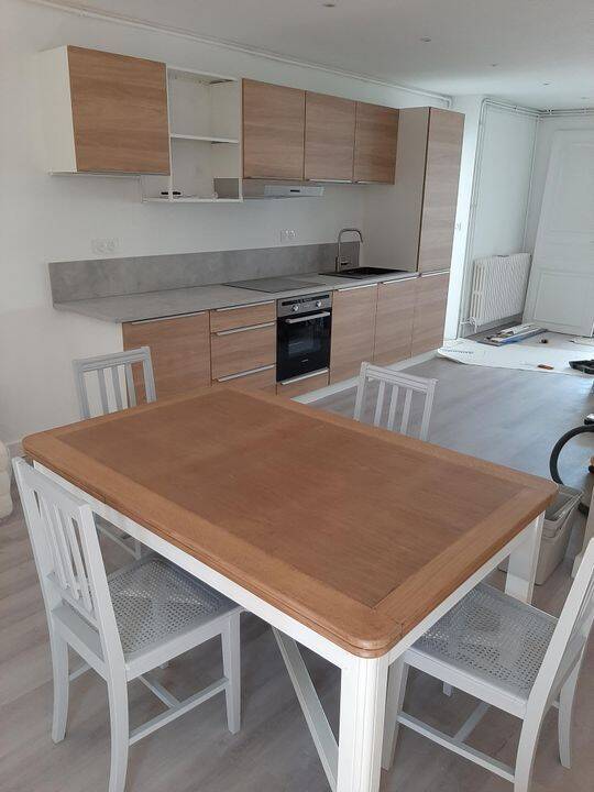 Appartement 3 pièces 100 m² · à Saint-Jean-de-Braye · 100 m² · 1 250 €