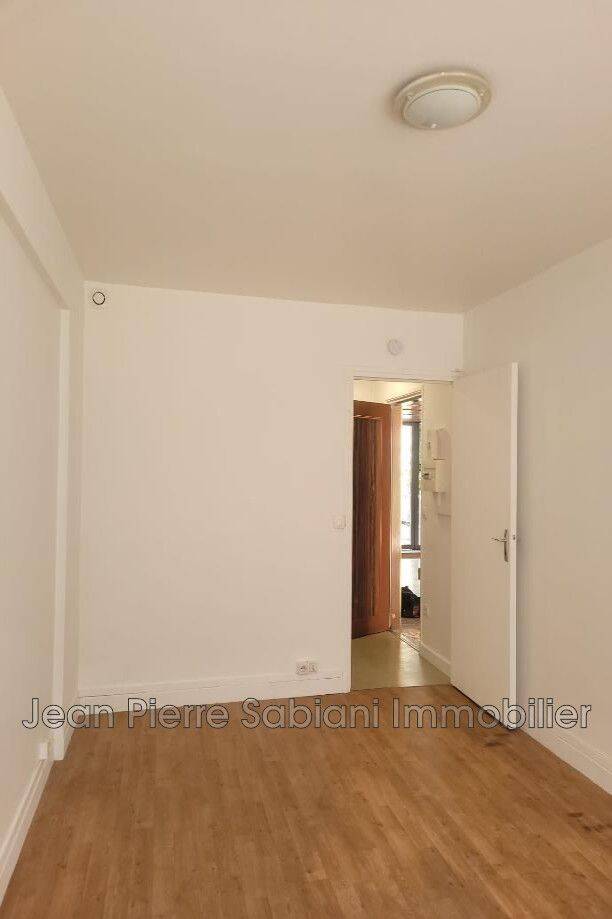 Appartement 1 pièce 19 m² · à Paris 20ème Arrondissement · 19,2 m² · 825 €