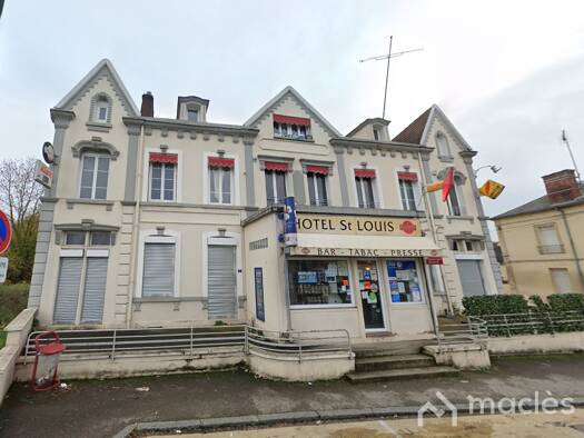 Immeuble à vendre 420 000 € 360 m² Hermes 60370