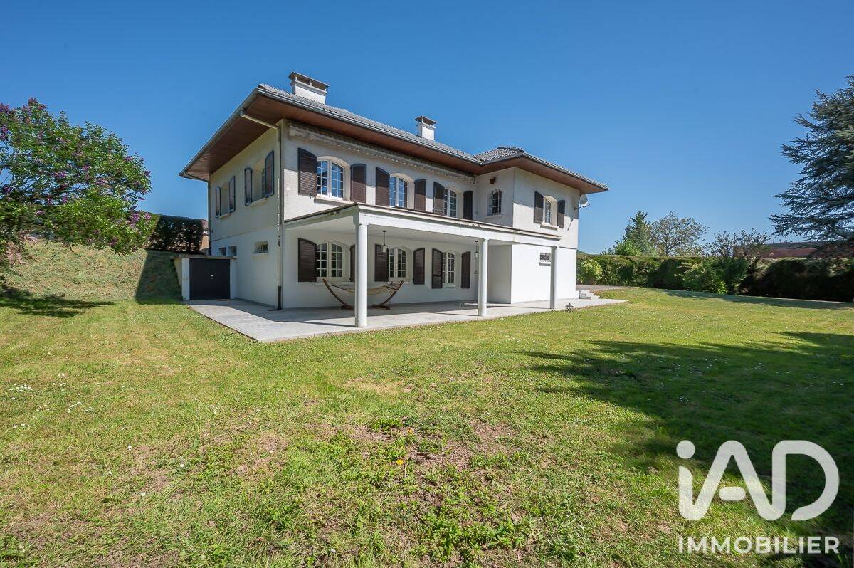 Maison 7 pièces 240 m² · à Thionville · 240 m² · 590 000 €