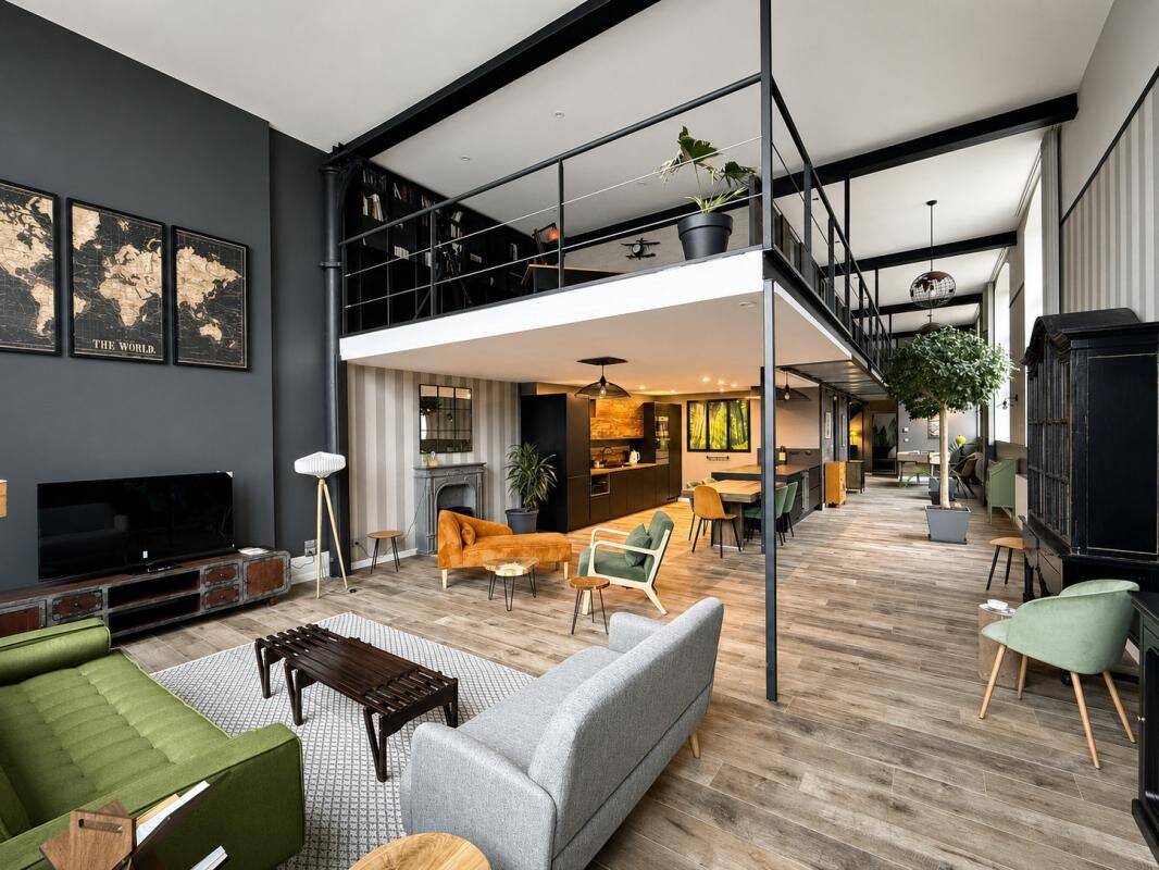 Appartement 5 pièces 261 m² · à Roubaix · 261 m² · 1 890 €