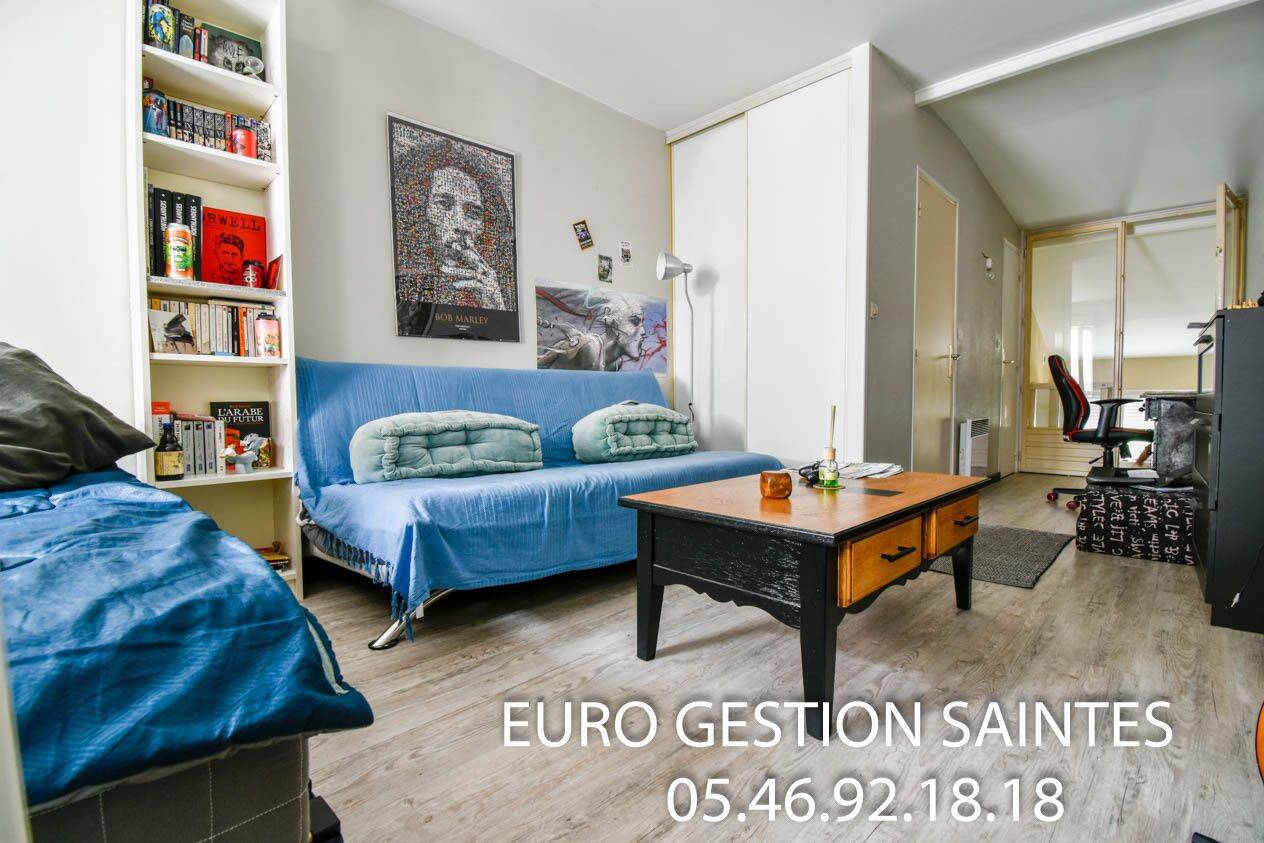 Appartement 1 pièce 29 m² · à Saintes · 29 m² · 340 €
