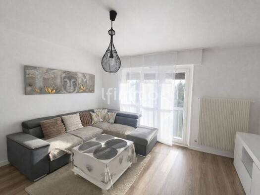 Appartement à vendre 98 000 € 4 pièces 3 chambres 74 m² Étage 5/5 Centre Est Illzach 68110