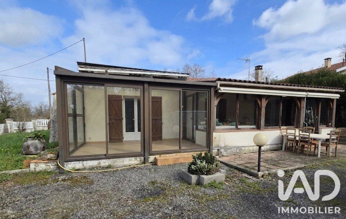 Maison 3 pièces 83 m² · à Montendre · 83 m² · 160 000 €