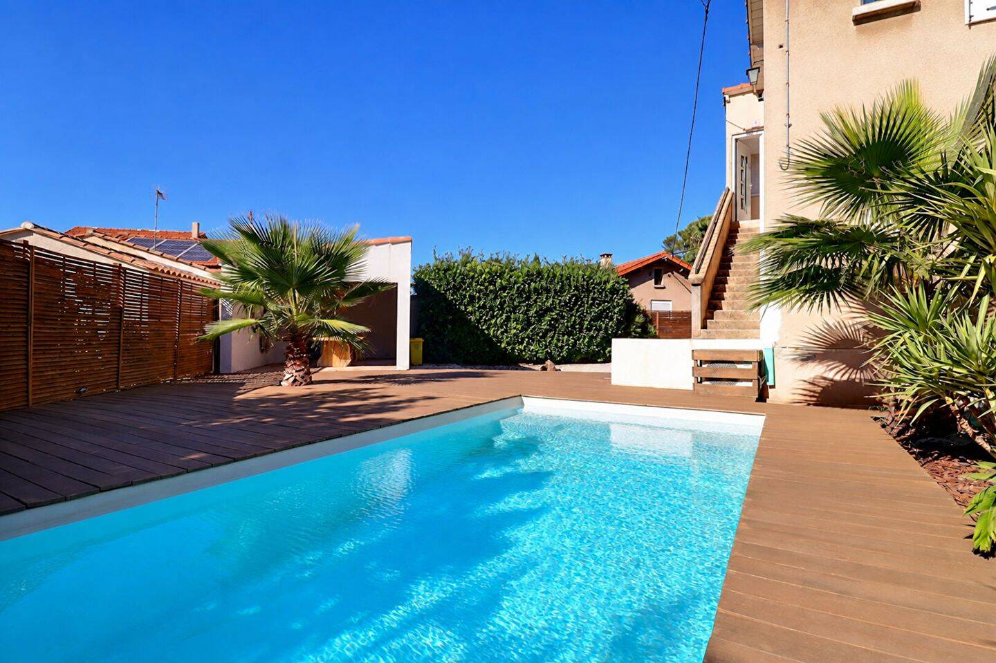 Maison 3 pièces 88 m² · à Marseille 12ème Arrondissement · 88,4 m² · 1 845 €/mois