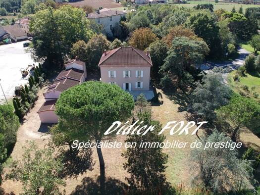 Maison à vendre 389 000 € 6 pièces 4 chambres 166 m² 2 891 m² de terrain Poulan-Pouzols 81120