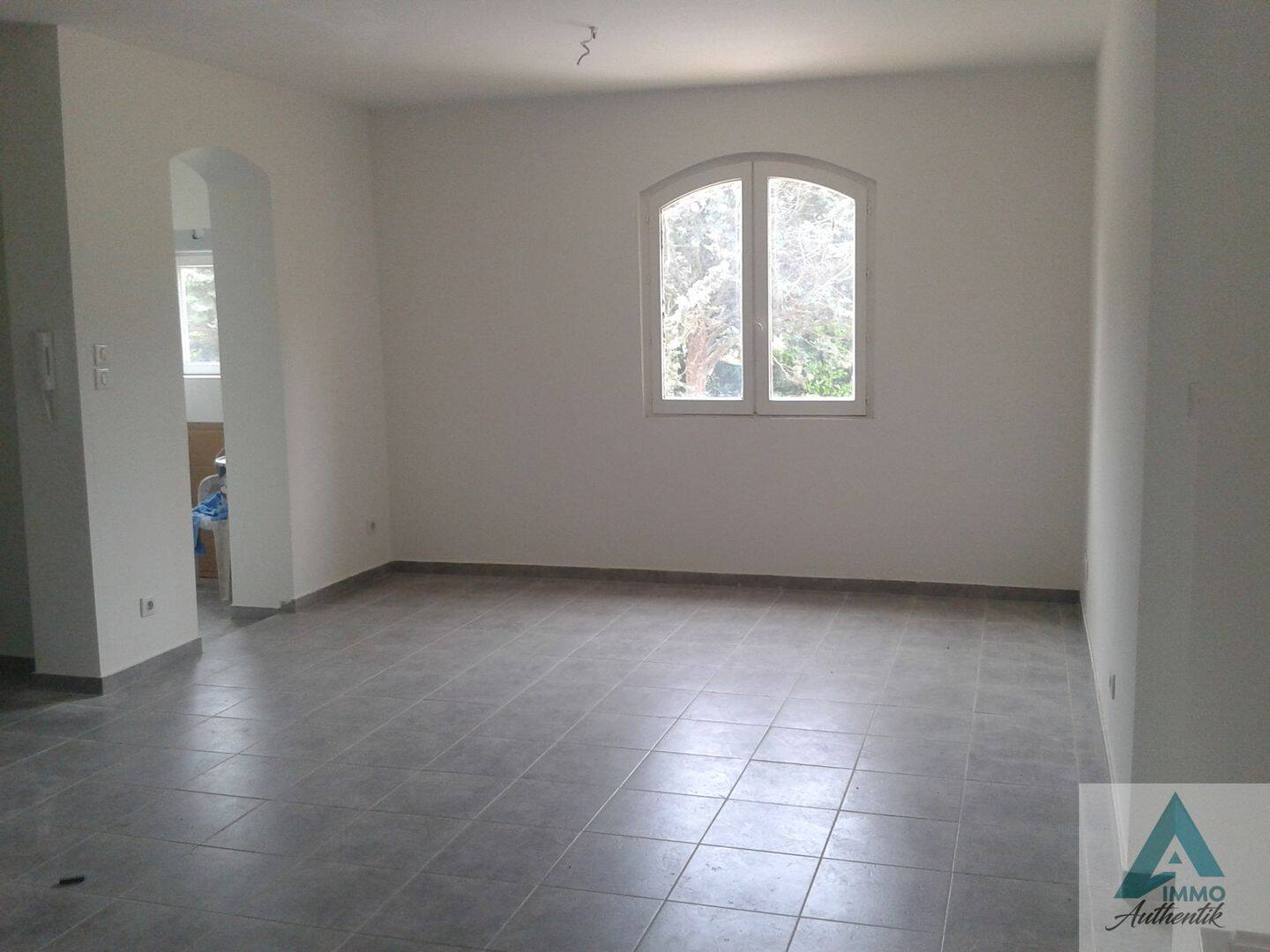 Appartement 3 pièces 55 m² · à La Destrousse · 55,4 m² · 945 €