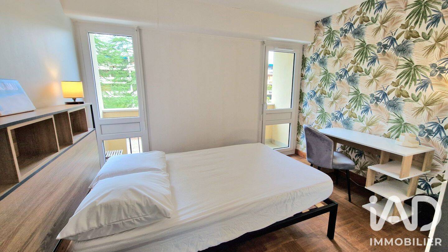 5 pièces 94 m² · à Pessac · 94 m² · 590 €/mois